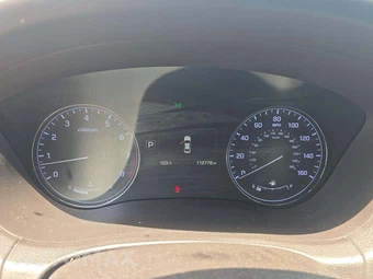 2016 Hyundai Genesis 3.8 Sedan - miniatura 9