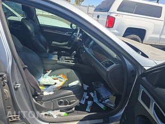 2016 Hyundai Genesis 3.8 Sedan - miniatura 8