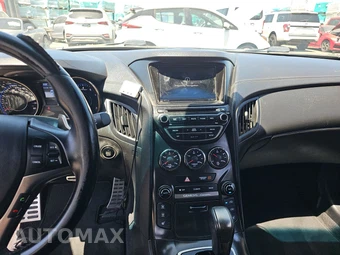 2016 Hyundai Genesis Coupe 3.8 Ultimate w/Tan Interior - miniatura 11