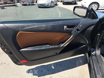 2016 Hyundai Genesis Coupe 3.8 Ultimate w/Tan Interior - miniatura 9