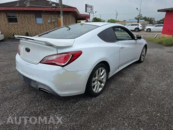 2016 Hyundai Genesis Coupe 3.8 w/Black Interior – miniatura 3