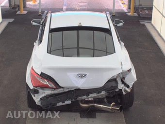 2016 Hyundai Genesis Coupe 3.8 w/Black Interior – miniatura 5