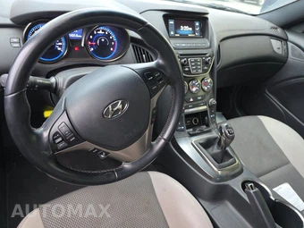 2016 Hyundai Genesis Coupe 3.8 w/Gray Interior – miniatura 11