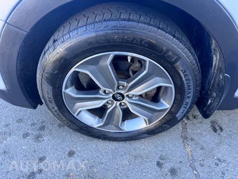 2016 Hyundai Santa Fe SE - miniatura 13