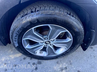 2016 Hyundai Santa Fe SE - miniatura 14