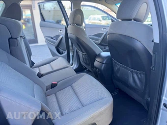 2016 Hyundai Santa Fe SE - miniatura 31