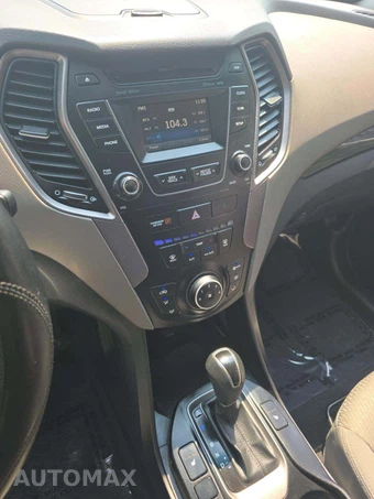 2016 Hyundai Santa Fe SE - miniatura 9