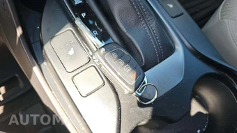 2016 Hyundai Santa Fe SE - miniatura 18