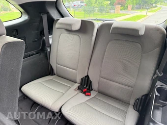 2016 Hyundai Santa Fe SE - miniatura 13