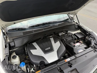 2016 Hyundai Santa Fe SE - miniatura 16