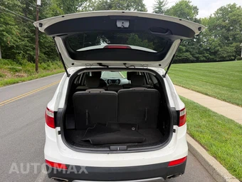 2016 Hyundai Santa Fe SE - miniatura 18