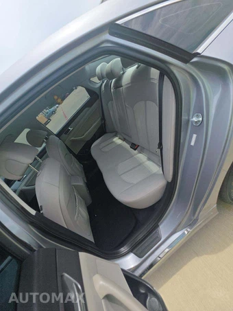 2016 Hyundai Sonata Hybrid SE – miniatura 10