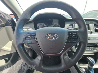 2016 Hyundai Sonata Hybrid SE – miniatura 10