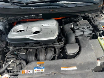 2016 Hyundai Sonata Hybrid SE – miniatura 8