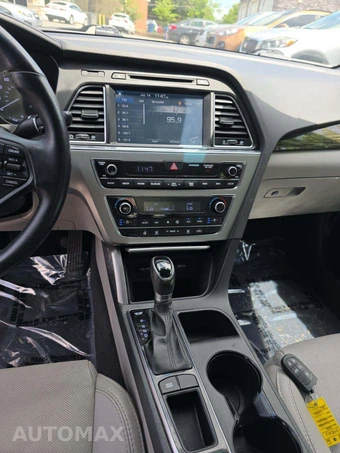 2016 Hyundai Sonata Limited – miniatura 10