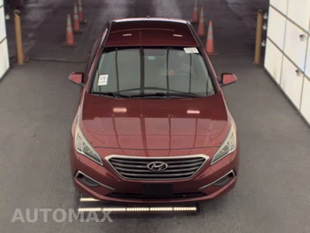 2016 Hyundai Sonata SE – miniatura 2