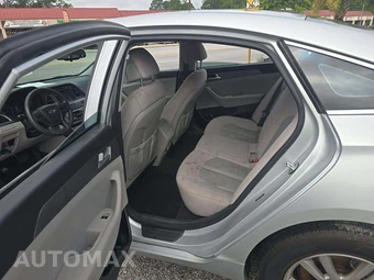 2016 Hyundai Sonata SE - miniatura 10