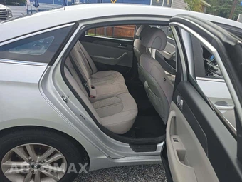 2016 Hyundai Sonata SE - miniatura 13