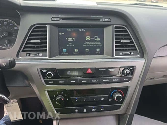 2016 Hyundai Sonata SE - miniatura 7