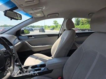 2016 Hyundai Sonata SE – miniatura 17