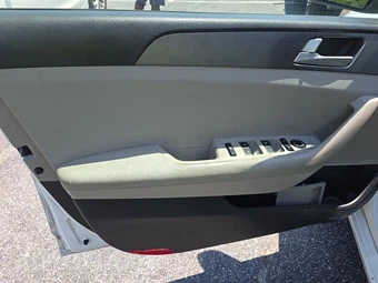 2016 Hyundai Sonata SE – miniatura 9
