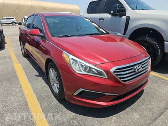 2016 Hyundai Sonata SE – miniatura 3