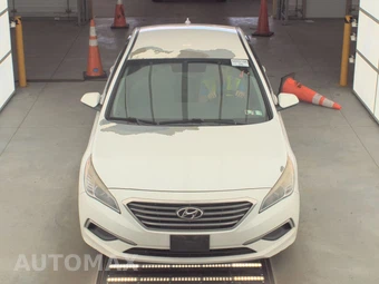 2016 Hyundai Sonata SE – miniatura 2