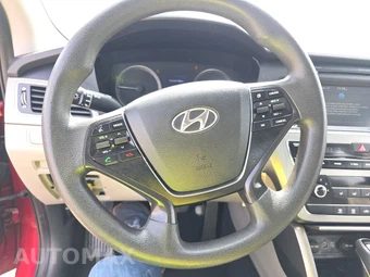2016 Hyundai Sonata SE - miniatura 10