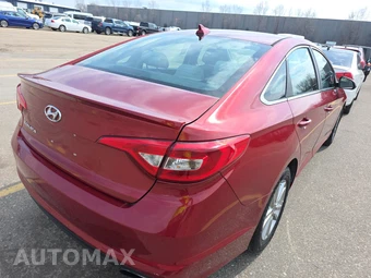 2016 Hyundai Sonata SE - miniatura 4