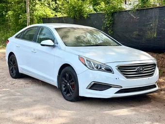 2016 Hyundai Sonata SE — car from the USA, Manheim Buy-Now listing at AUTOMAX