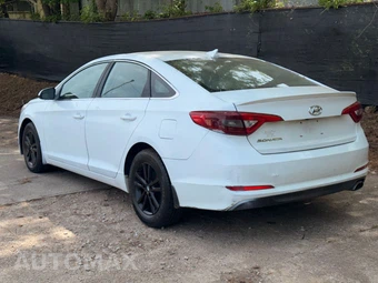 2016 Hyundai Sonata SE - miniatura 12