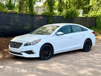 2016 Hyundai Sonata SE - miniatura 3