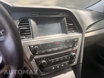 2016 Hyundai Sonata SE - miniatura 7