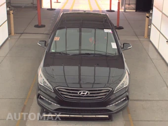 2016 Hyundai Sonata Sport – miniatura 2