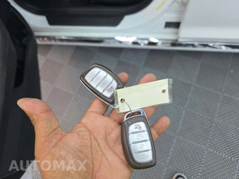 2016 Hyundai Sonata Sport – miniatura 8