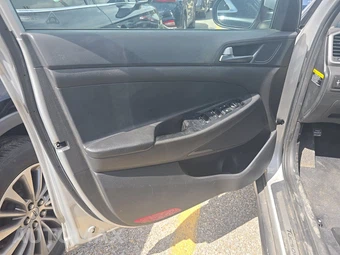 2016 Hyundai Tucson Limited – miniatura 9