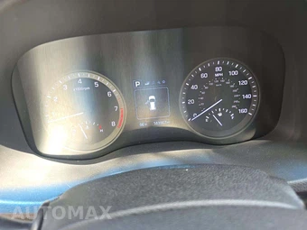 2016 Hyundai Tucson SE – miniatura 9