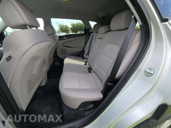 2016 Hyundai Tucson SE – miniatura 10