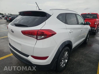 2016 Hyundai Tucson SE – miniatura 4