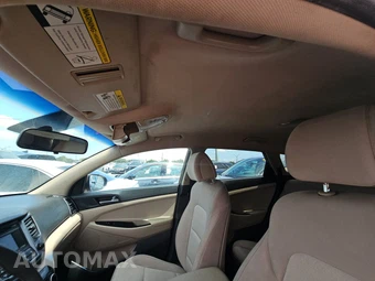 2016 Hyundai Tucson SE – miniatura 17