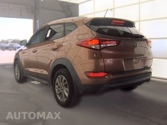 2016 Hyundai Tucson SE – miniatura 6