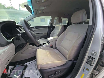 2016 Hyundai Tucson SE - miniatura 3