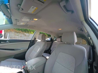2016 Hyundai Tucson SE – miniatura 11