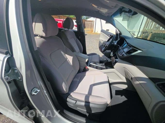 2016 Hyundai Tucson SE – miniatura 18