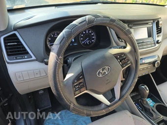 2016 Hyundai Tucson SE – miniatura 10