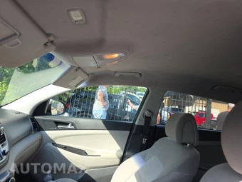 2016 Hyundai Tucson SE – miniatura 17