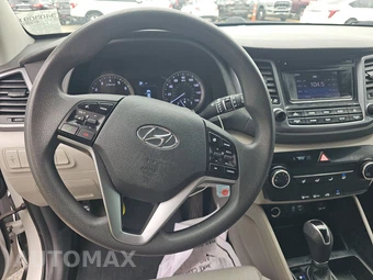 2016 Hyundai Tucson SE – miniatura 10