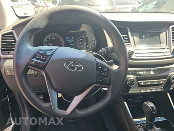 2016 Hyundai Tucson SE – miniatura 10