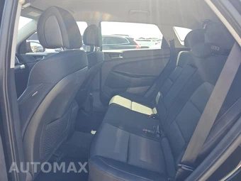 2016 Hyundai Tucson SE – miniatura 13