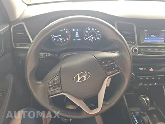 2016 Hyundai Tucson SE – miniatura 10